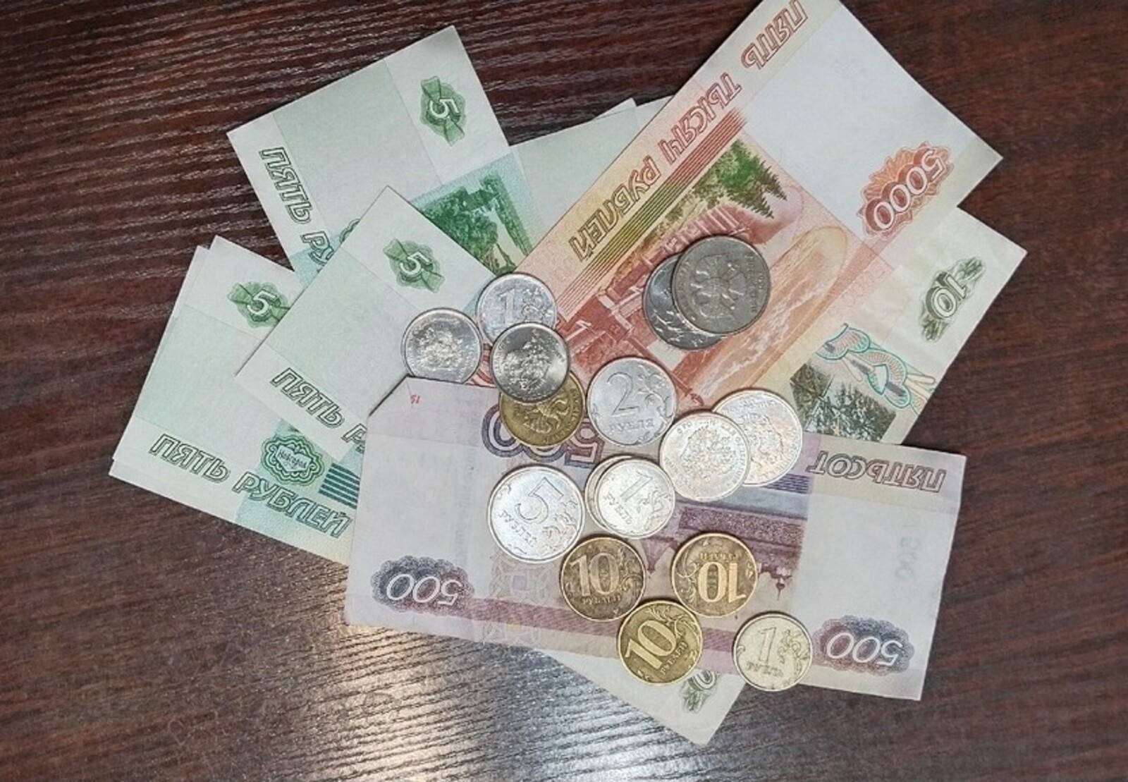 В Башкирии экс-директор школы ответит в суде за поборы с учителей