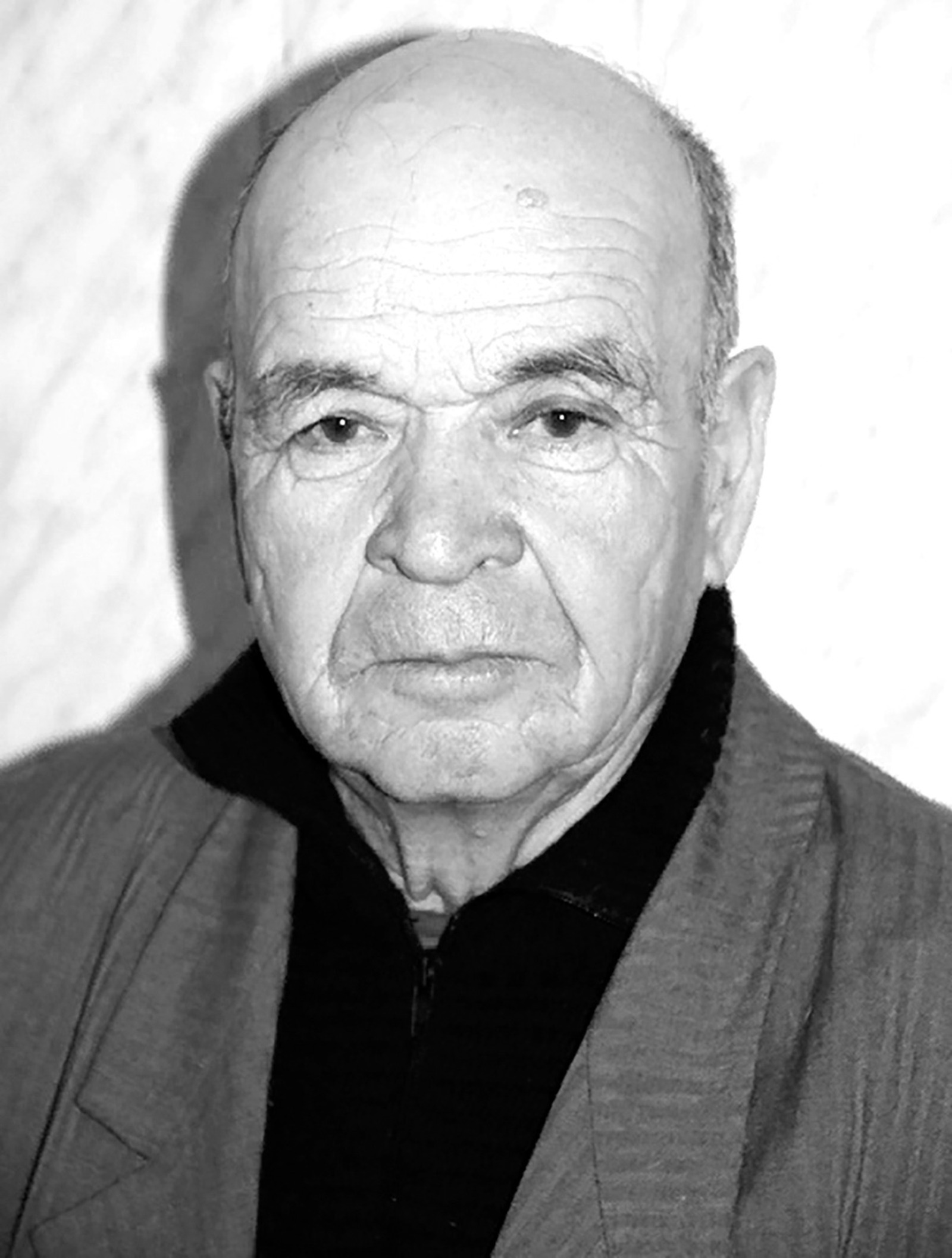 Исмәғил Аҡъюл.