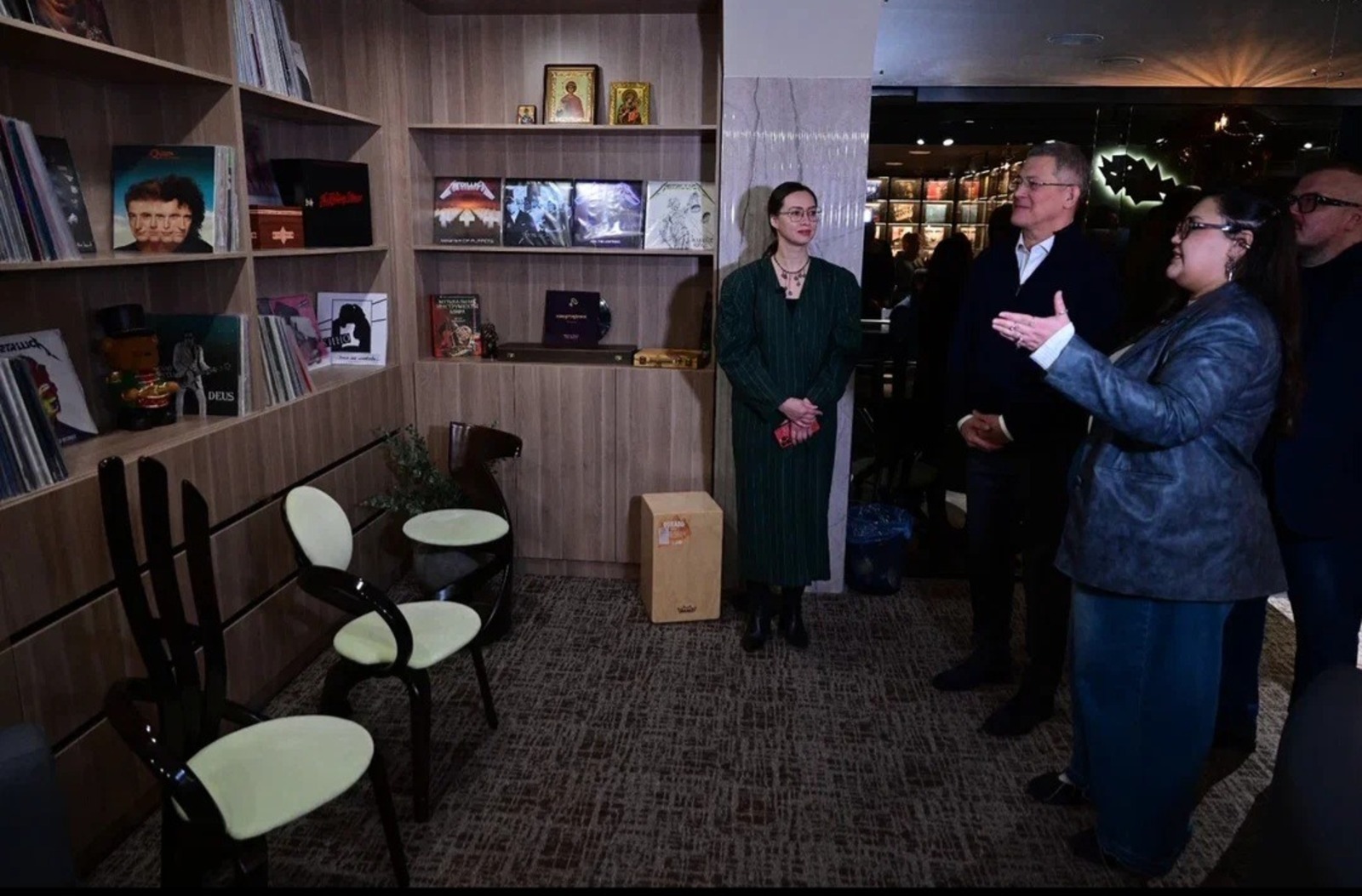 Радий Хабиров оценил в Уфе возможности культурного центра «Квартирник»